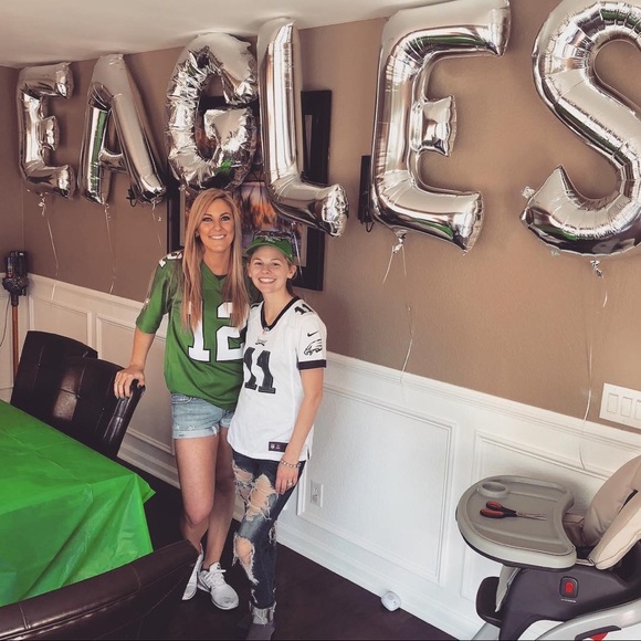 Meet your Posher, Meg - Picture 4 of 4